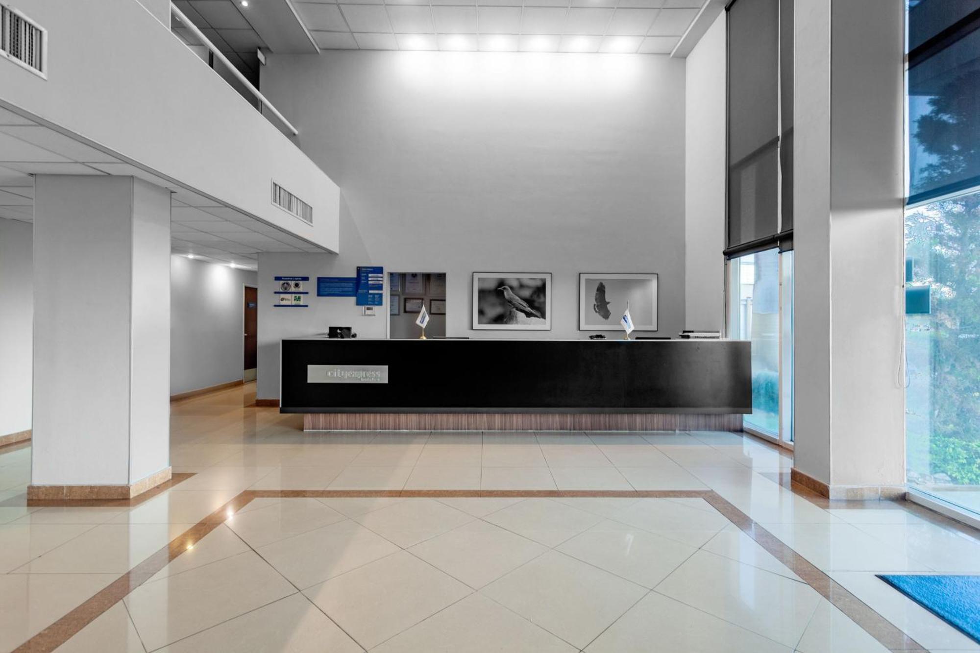 City Express By Marriott Celaya Parque Εξωτερικό φωτογραφία